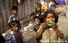 Enfants dans les bidonvilles de Madras
