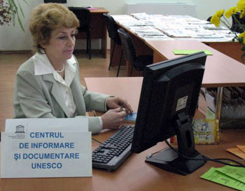 Ouverture du Centre d’information et de documentation de l’UNESCO à Moldova