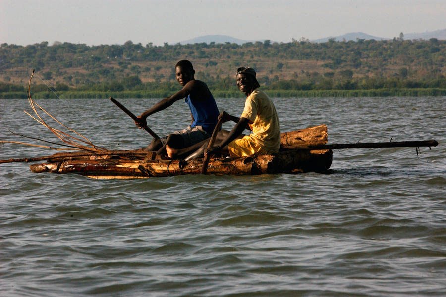Photo: Kenyan fishermen on Lake Victoria use special nets to conserve dwindling fish stock. Photo: FAO/Ami Vitale