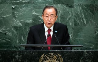 Secretary-General Ban Ki-moon presents his annual report on the work of the Organization at the opening of the general debate of the General Assembly’s seventieth session. UN Photo/Cia Pak