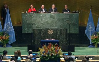 Photo: View of the GA Hall Opening Signing Ceremony of the Paris Climate Treaty. Video capture UN Web