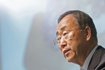 Secretary-General Ban Ki-moon speaking at a press conference.