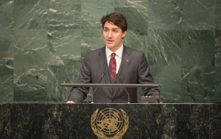 加拿大总理特鲁多4月22日在联合气候变化《巴黎协定》签署仪式上讲话。联合国图片/Rick Bajornas