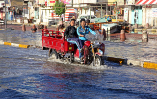 A flooded street in Baghdad, after heavy rain in late October 2015 inundated several areas of Iraq. Photo: UNICEF/Wathiq Khuzaie