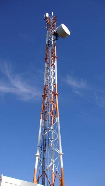 Installation of  Wi-Fi antennas and Radio Tower, Cerro Pelado Hill