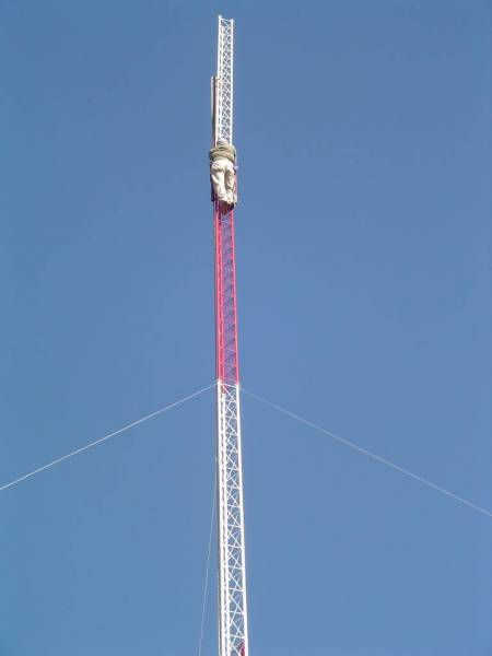 Installation of wireless internet antennas and Radio Tower, Los Queñes