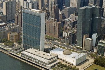 Vue d'avion du Siège de l'ONU à New York