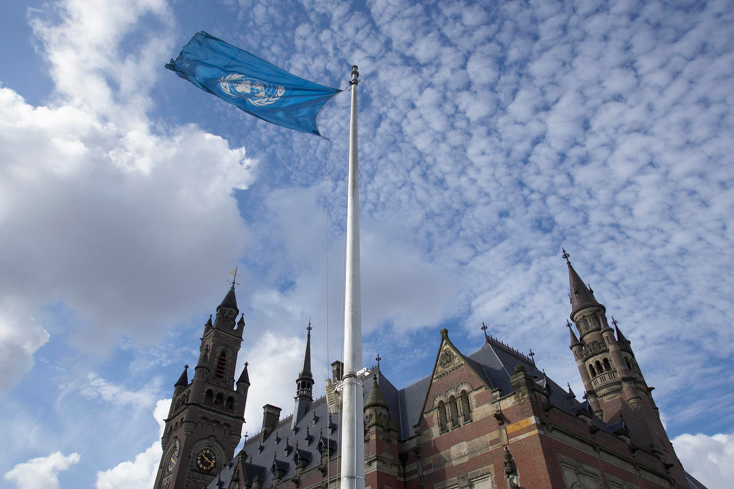 Международный суд ООН. Международный суд в Гааге. Суд ООН В Гааге.