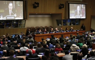 Secretary-General Ban Ki-moon (on screens) addresses Youth Forum at UN Headquarters in New York. UN Photo/Evan Schneider
