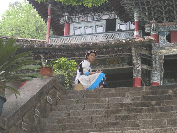 Naxi girl at Naxi Dongba Heritage Centre