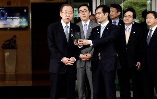 Secretary-General Ban Ki-moon speaks to the press upon arrival in Seoul, Republic of Korea