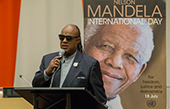 Stevie Wonder speaking at the United Nations - links to photo gallery