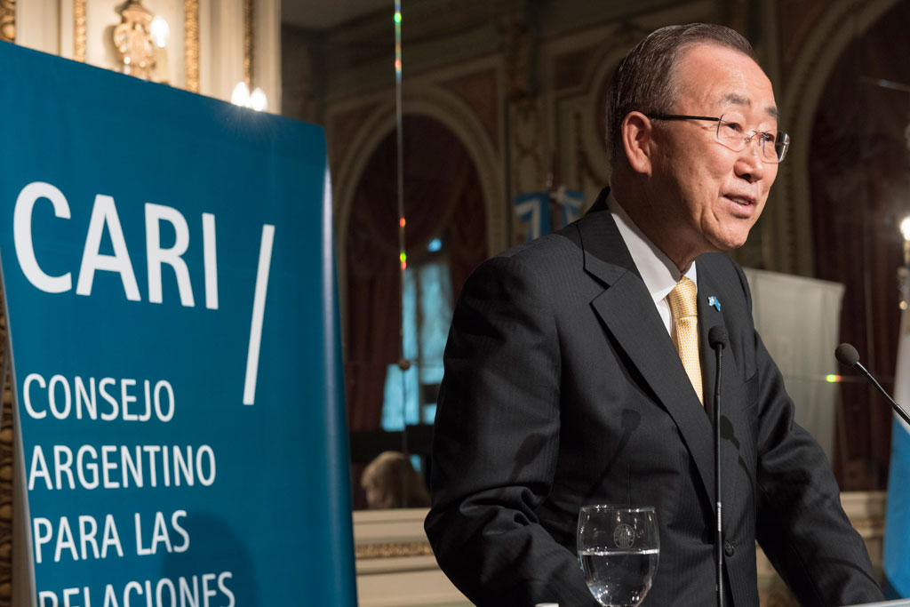 Secretary-General Ban Ki-moon delivers a key note address at the Argentine Council of Foreign Relations in Buenos Aires. UN Photo/Mark Garten
