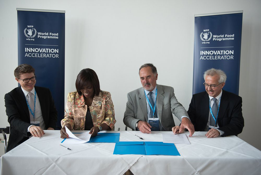 WFP Executive Director Ertharin Cousin (2nd left) launches the Innovation Accelerator project, based in Munich, Germany, to end hunger by 2030. Photo: WFP