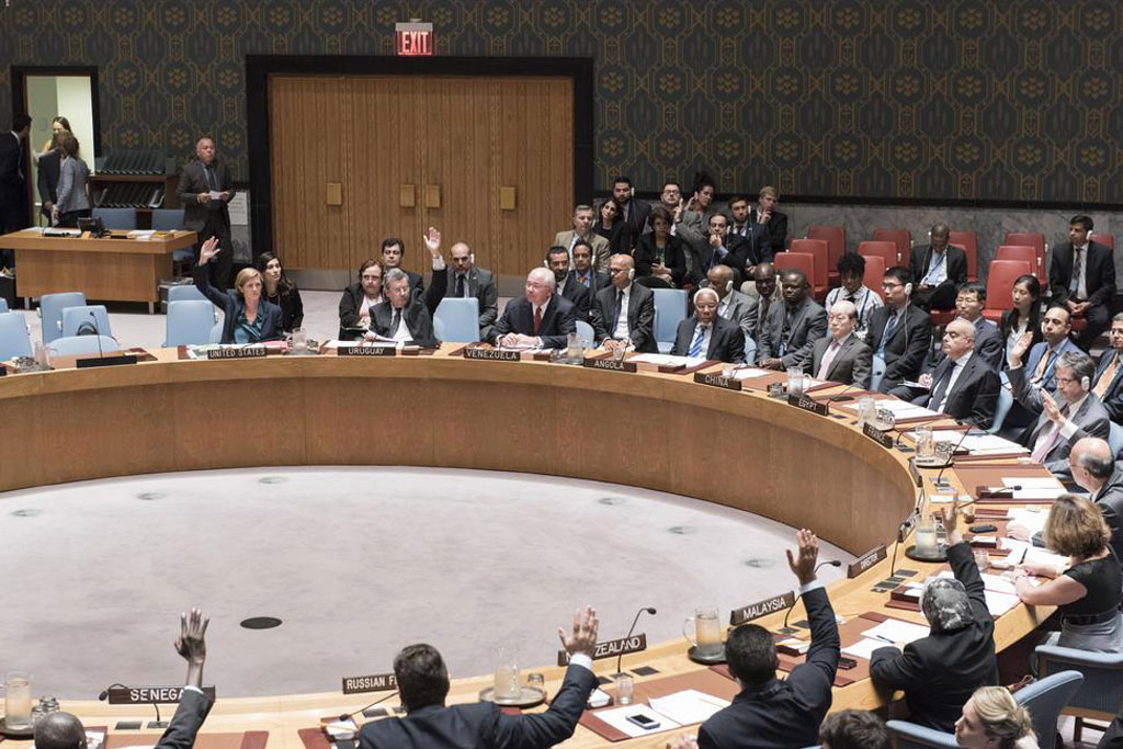 Security Council votes to approve a 200-strong UN police contingent for Burundi. UN Photo/Mark Garten
