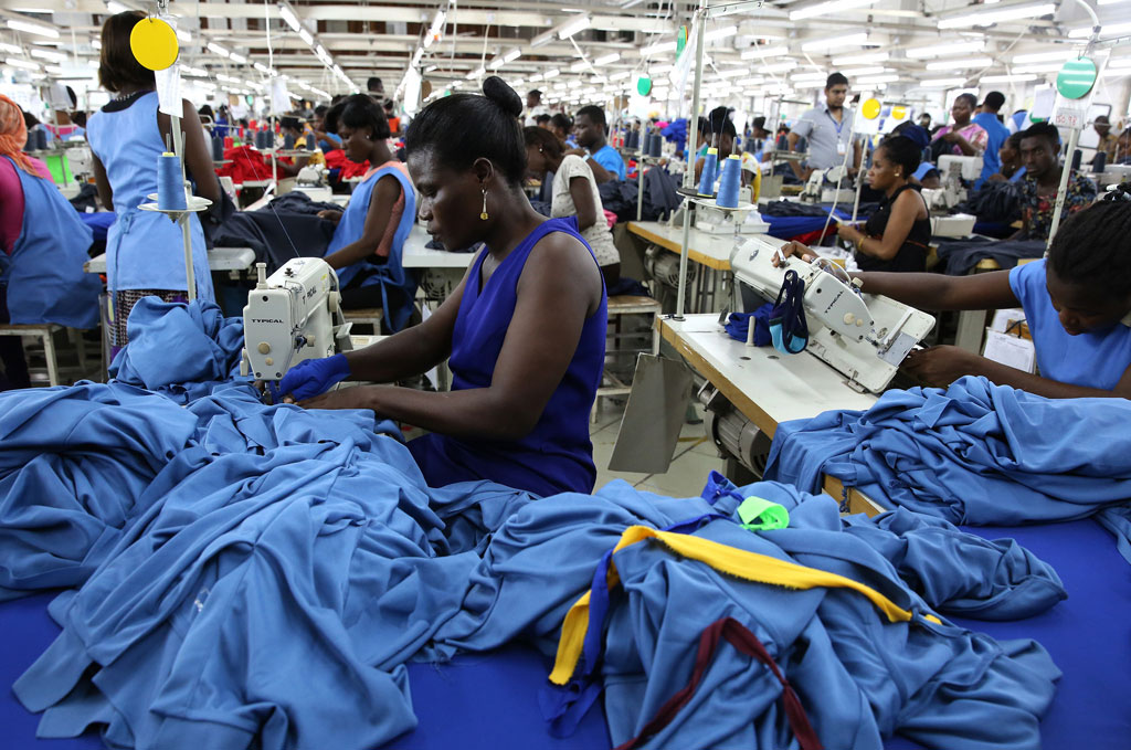 Dignity factory workers producing shirts for overseas clients, in Accra, Ghana. Photo: Dominic Chavez/World Bank