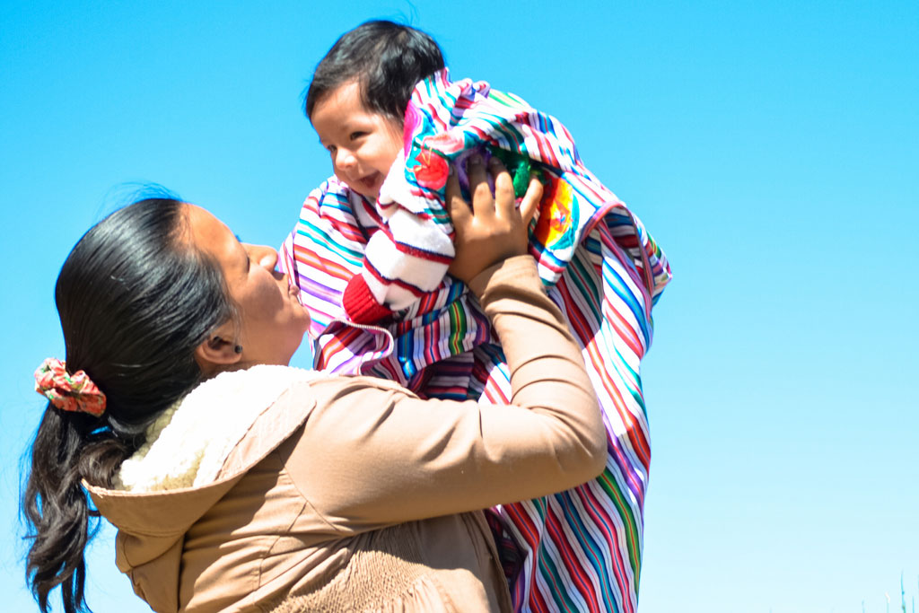 Peru is carrying out a strategy to eliminate mother-to-child-transmission of hepatitis B. The most important preventative intervention is the universal vaccination, which can prevent infection in 95 per cent of cases. Photo: PAHO
