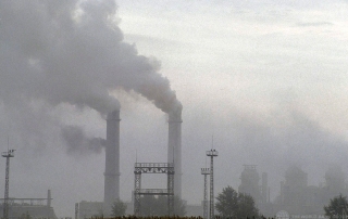 Emisiones contaminantes. Foto de archivo: Banco Mundial/Curt Carnemark