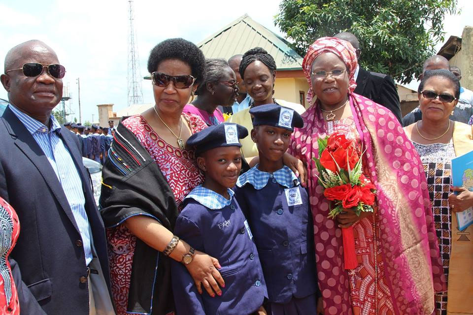 On solidarity mission, UN Women chief visits girls school in Nigeria. Photo: UN Women/Mariam Kamara