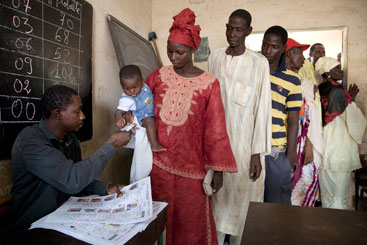 Malians line up at a polling station in the Ecole de la République in <br />