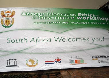 Initiative de l'UNESCO sur l'infothique et l'administration en ligne en Afrique