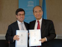 Firma de un acuerdo de colaboración estratégica entre la UNESCO y el Banco Interamericano de Desarrollo.