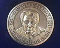 Национальная академия наук Украины удостоила Генерального директора ЮНЕСКО медали Жоржа Шарпака http://on.unesco.org/2j7wJF7