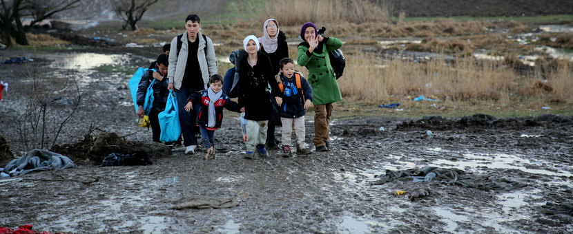 Migrants, including small children, on the move in Miratovac, Serbia 