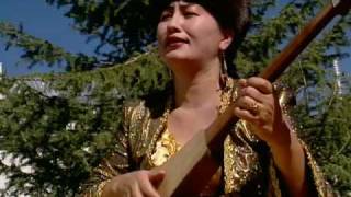El arte de los akyn, narradores épicos kirguises