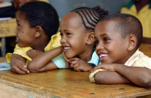 unphotogallery_schoolchildren_classroom_ethiopia_2003-digital