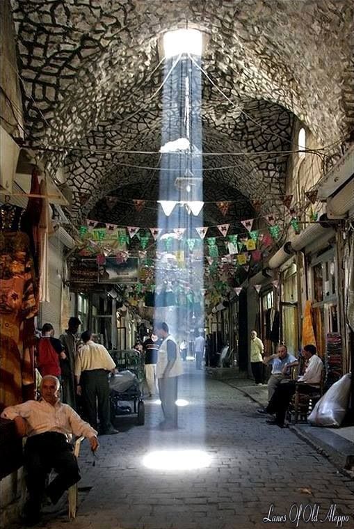 Old covered bazar (Souq el Madinah) #Aleppo-Syria