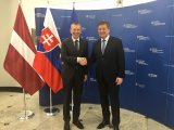 Edgars Rinkēvičs ar Slovākijas ārlietu ministru pārrunā Eiropas Savienības un drošības politikas jautājumus