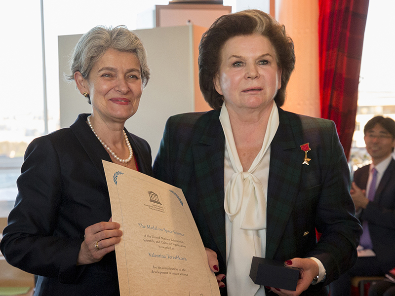 Ms Tereshkova, who was the first woman in space, receiving the UNESCO Medal on Space Science in 2017. © UNESCO/Christelle ALIX
