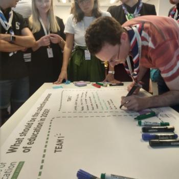 Young people participating to a youth consultation activity  during the World Non-Formal Education Forum (Rio de Janeiro, December 2019)