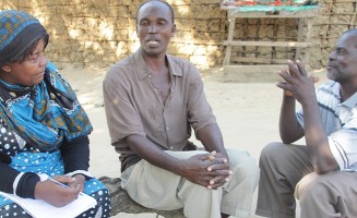 UNESCO Project Officer Rose Ngunangwa speaks with Mkoani community radio listeners in Panza island, Pemba