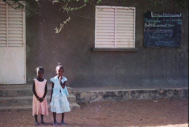 La planification sensible aux crises et l'inclusion des populations déplacées dans les systèmes éducatifs en Afrique de l’Ouest et du Centre