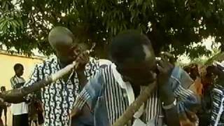 Le Gbofe d’Afounkaha, la musique des trompes traversières de la communauté Tagbana