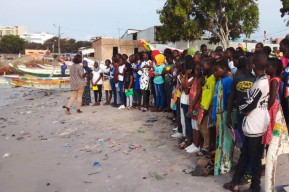  « La mer n’est pas une poubelle » : comment un projet pédagogique au Sénégal travaille à la préservation de l’environnement 