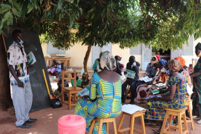 Empoderar a las mujeres de Chad mediante la alfabetización y la formación profesional