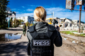 160 Ukrainian journalists have received emergency grants to continue their work