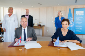 Unprecedented 3-year agreement between Norway and UNESCO: US$ 45 million for education