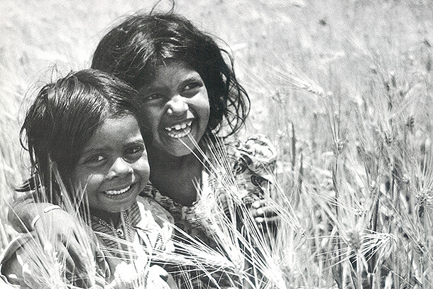UNESCO-Madanjeet Singh Prize - Little girls 
