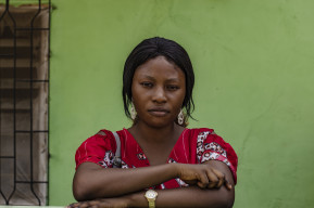 Cómo los defensores de la educación de las niñas, como Gloria, ponen a las niñas en primera línea tras la pandemia de COVID-19 en Nigeria