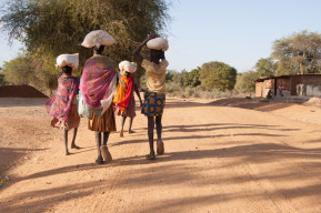 El poder de la educación de adultos: Abordar la brecha de género en las zonas rurales de Kenia