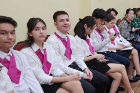 Молодежь обучает преподавателей: Медийная и информационная грамотность в Алматы