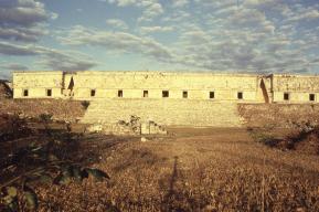آثار منطقة اوكسمال التي تعود الى ما قبل اكتشاف كريستوف كولومبوس قارة اميركا