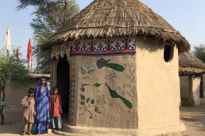 巴基斯坦利用竹屋缓解气候变化的影响