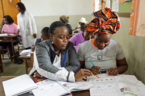 Los progresos de Mozambique en materia de educación de adultos